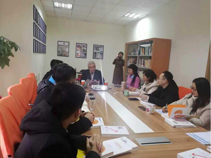 知名创业型实战派讲师张子凡来918博天堂环保讲授课程